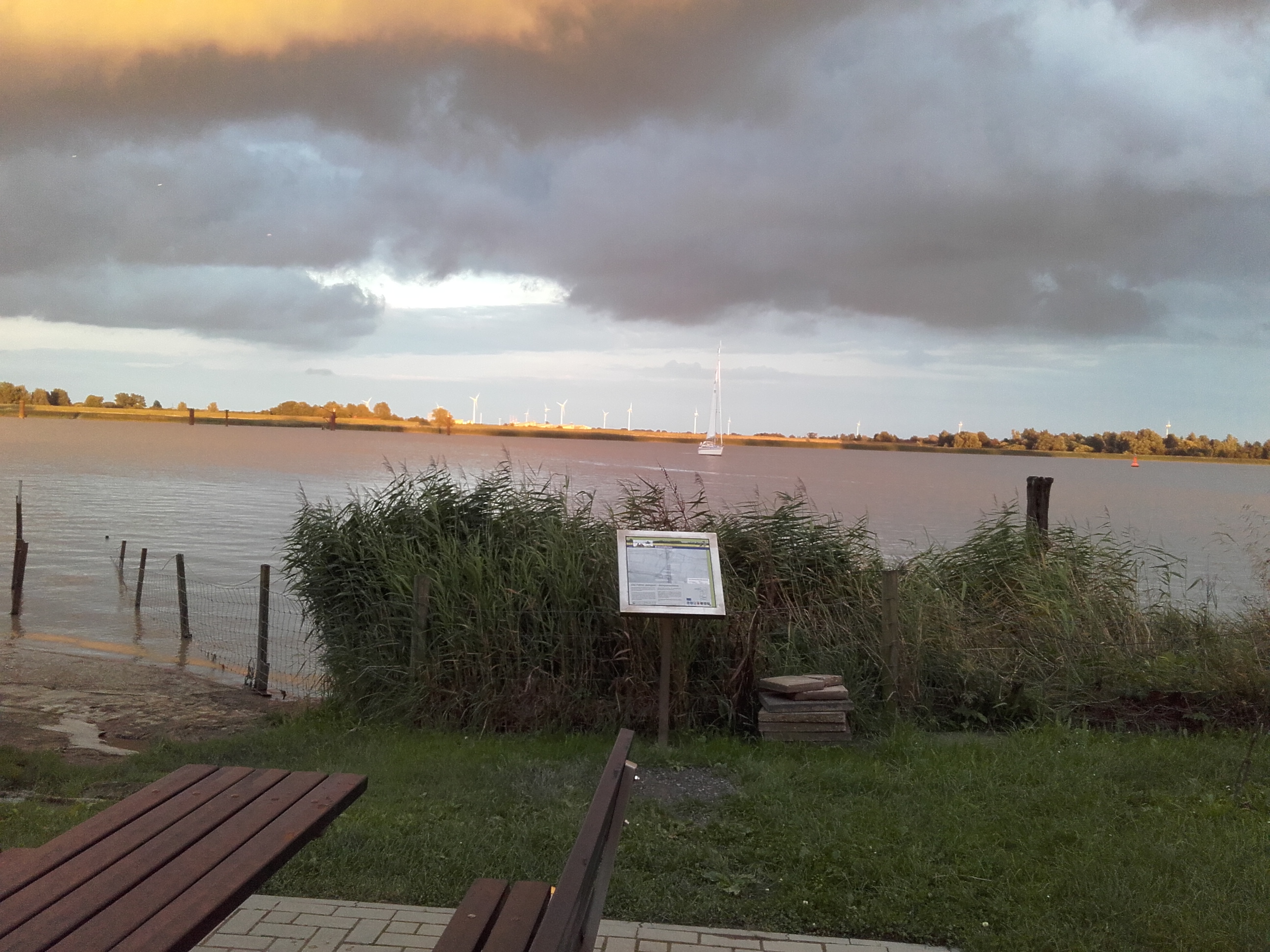 Hafen Jemgum Sonnenuntergang